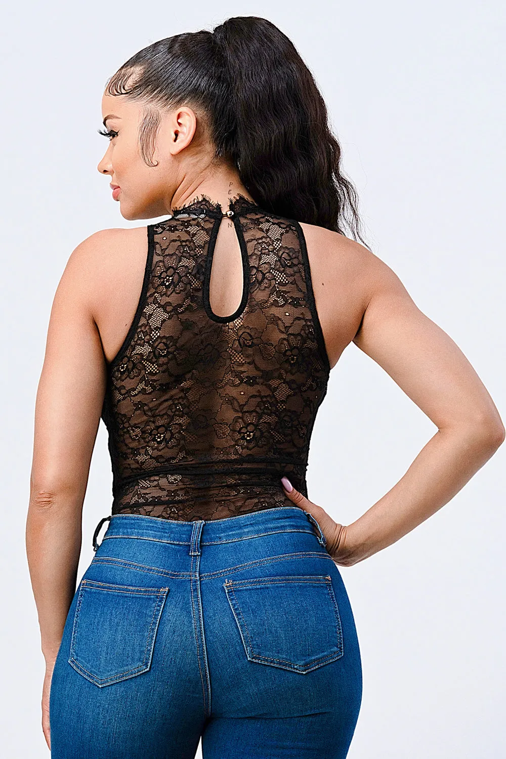 LUX SWEETHEART LACE MOCK NECK CONTRAST BODYSUIT